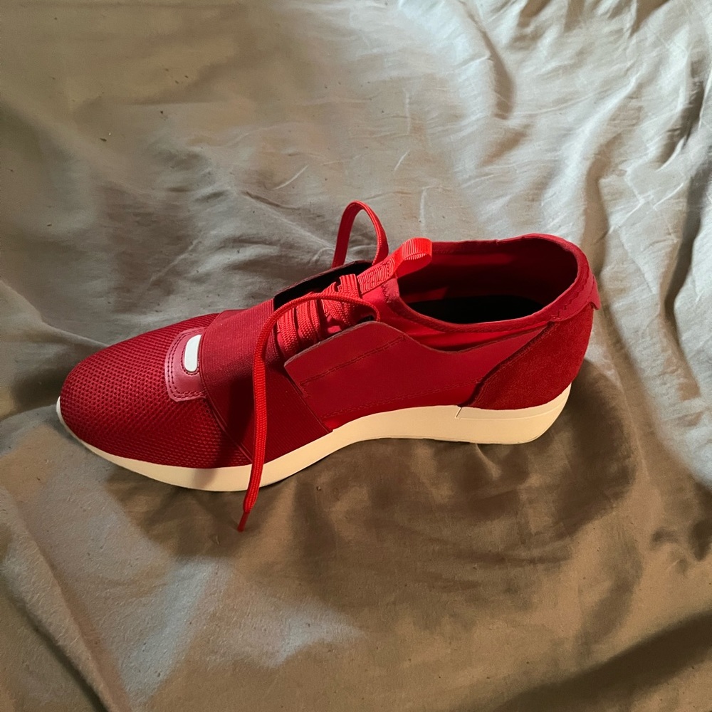 Cute running shoes - Picture 3 of 3